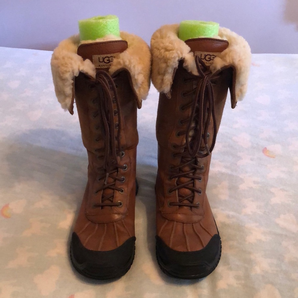 UGG ADIRONDACK